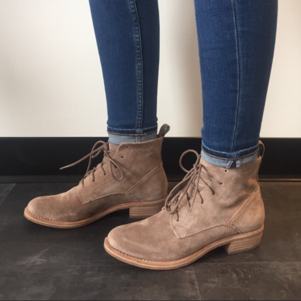 Dolce vita suede lace up bootie - Picture 7 of 7